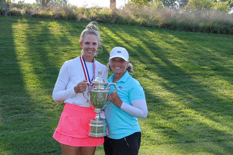 Pro golfer Jill McGill is helping Ovarian Cancer Research Alliance raise awareness in honor of her sister, Shelley O’Keefe – Audra Moran