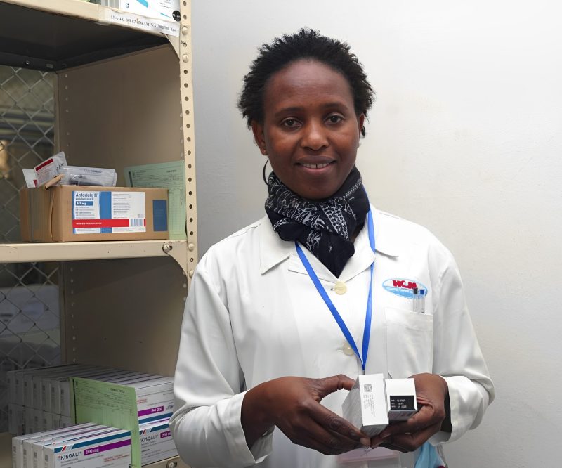 It’s a historic day for The Max Foundation, with Mozambique being the first country to receive donated breast cancer treatment! – The Max Foundation