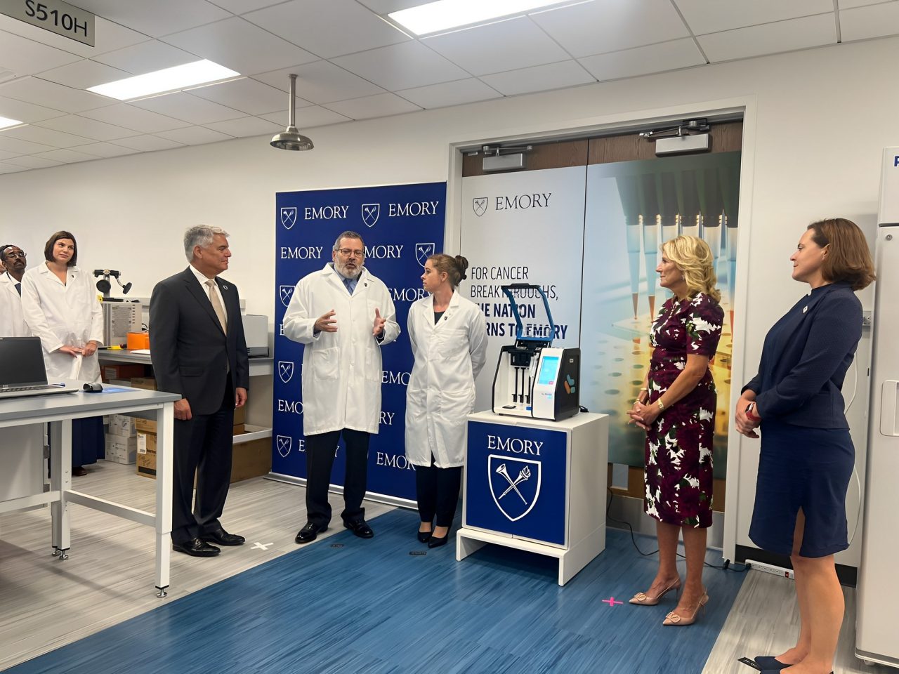 Vanessa Valdivia: First Lady Jill Biden and ARPA-H Director Dr. Renee Wegrzyn tour the Santangelo Lab