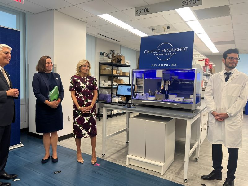 Vanessa Valdivia: First Lady Jill Biden and ARPA-H Director Dr. Renee Wegrzyn tour the Santangelo Lab