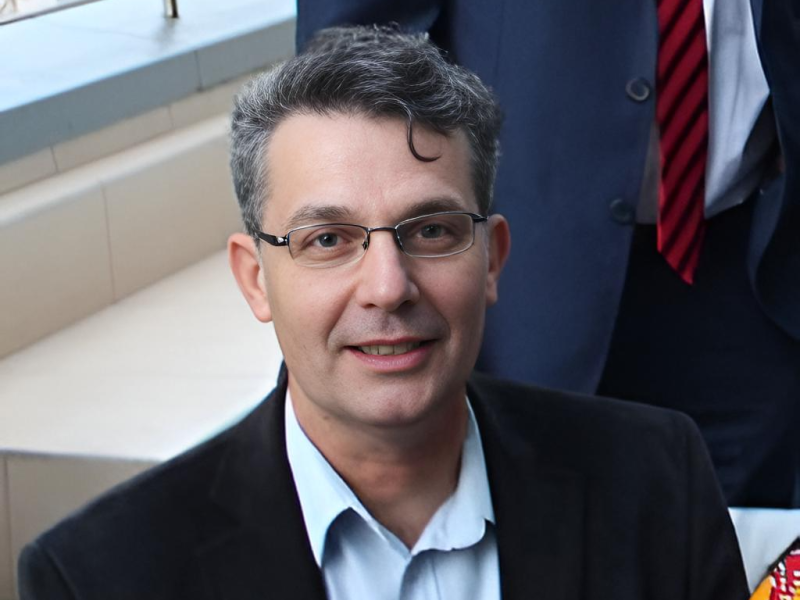 Carl Queiros: International Fundraiser CCI is seeking a highly motivated and experienced International Fundraiser to join our team