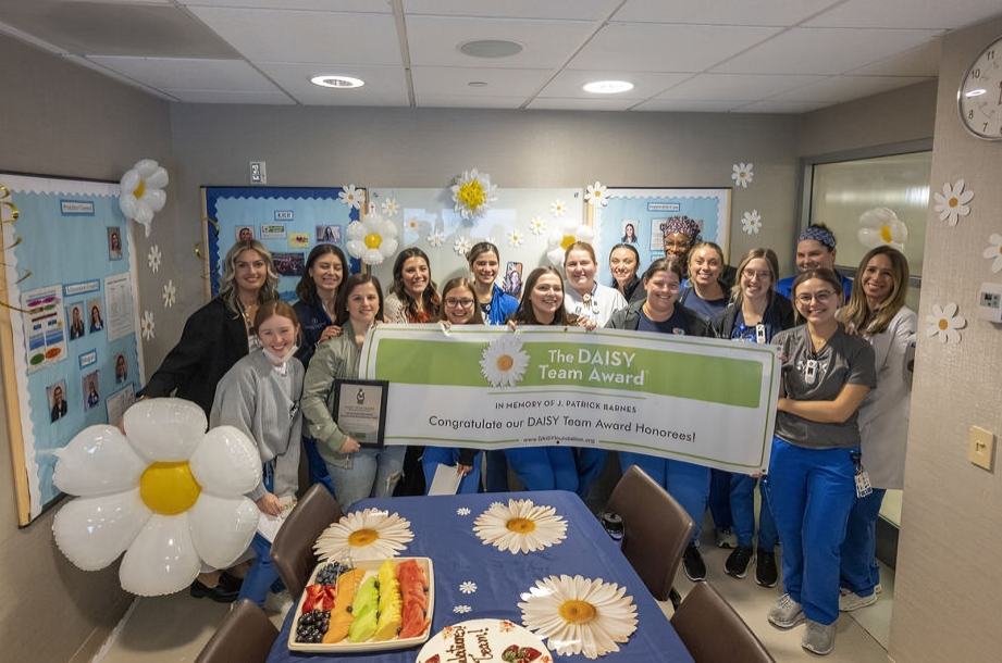 Tracy Gosselin: Congratulations to unit M18 at MSKCC for being the recipient of the DAISY Team Award