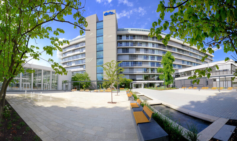 Review on the long-term effects of Immune Checkpoint Inhibitors – DKFZ German Cancer Research Center