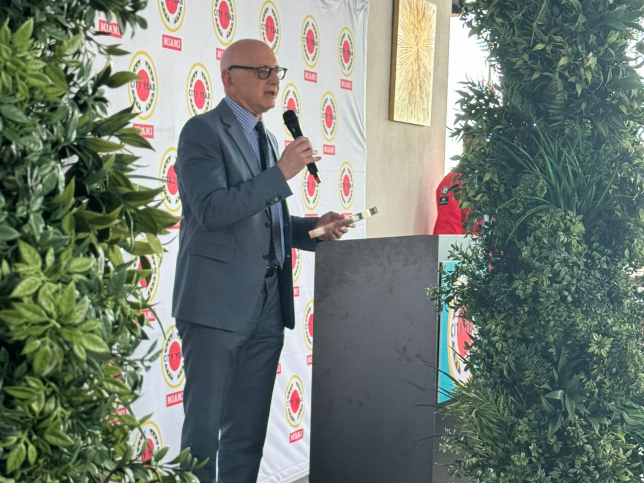 Defne Bayik: Congratulations Stephen D. Nimer of the Sylvester Comprehensive Cancer Center for the well-deserved mentorship award from City Year Miami!