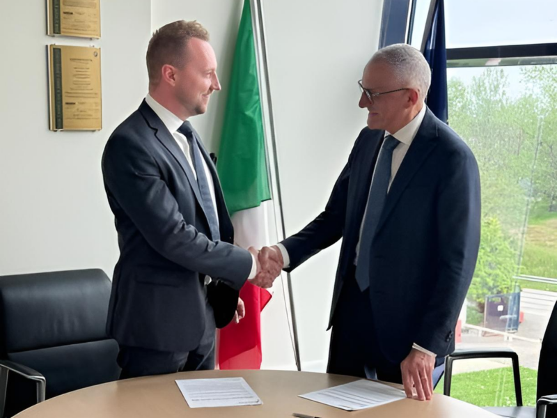 Leo Cancer Care Teams Up with World-Leading Carbon Ion Centre