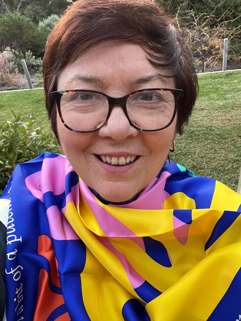 Julie McCrossin: Special scarves for Head and Neck Cancer Australia