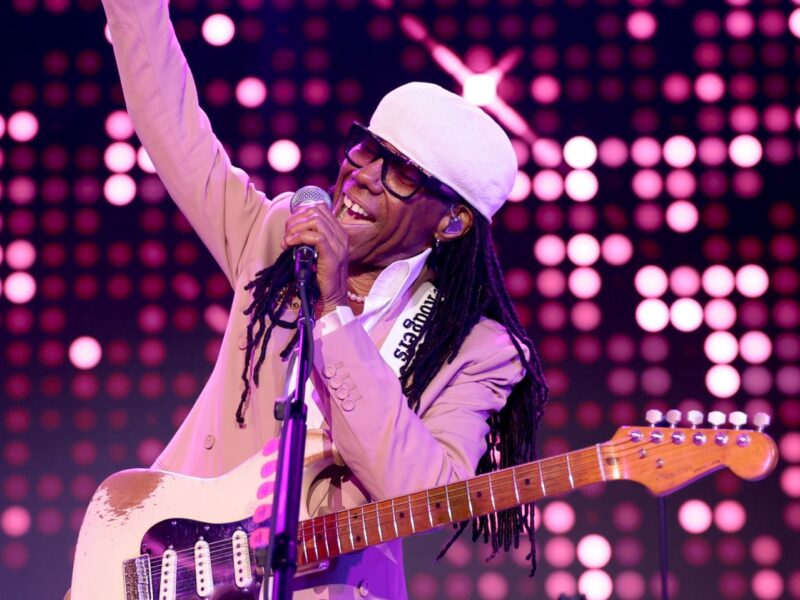 Hot Pink Party raised a record-breaking $11 million for breast cancer research – BCRF