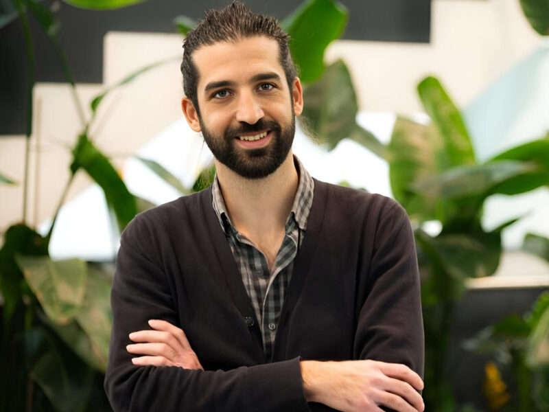 Stamatis Papathanasiou receives EACR-The Mark Foundation for Cancer Research-Fondazione Pezcoller Rising Star Award 2024