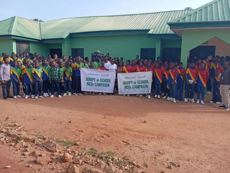 Joshua Omale: Explaining second-hand smoking to the students