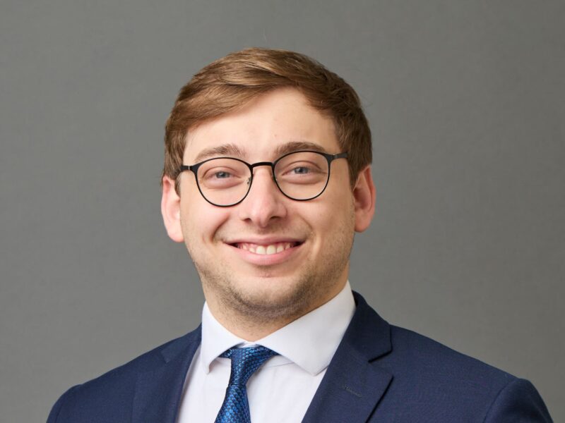 Talal El Zarif: Non-invasive detection of small cell transformation in EGFRm lung adenocarcinoma through epigenomic cfDNA profiling