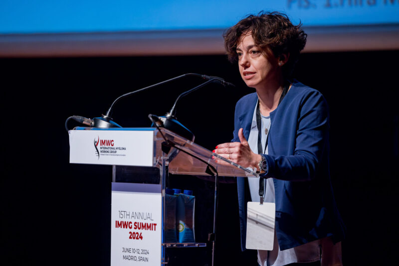 Yelak Biru: Francesca Gay Wins Brian G.M. Durie Outstanding Achievement Awarde!