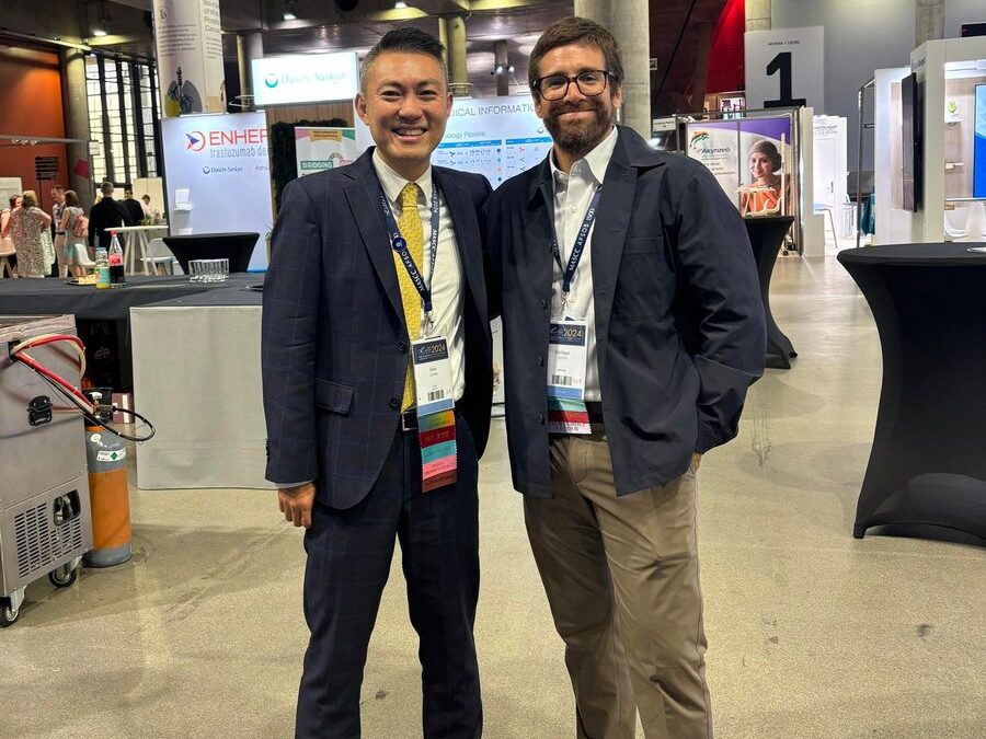 Enrique Soto: Hanging out with Alex Chan, our future El Presidente of MASCC24