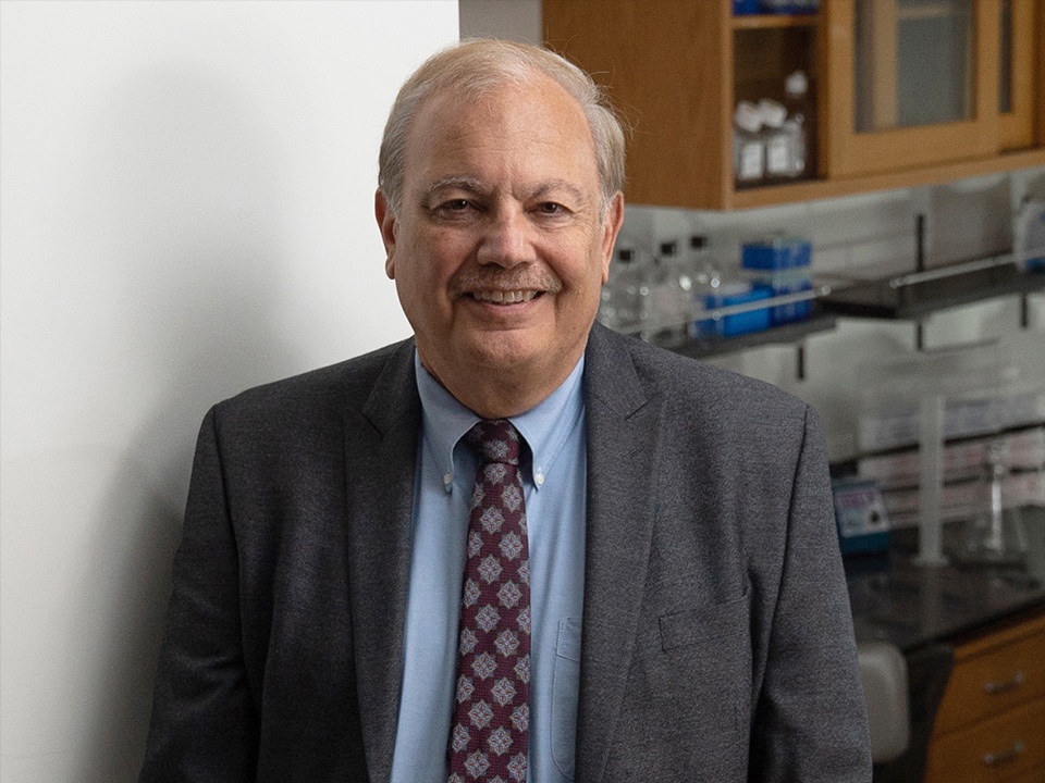 UCLA oncologist Dr. Dennis Slamon has been awarded Szent-Györgyi Prize for groundbreaking research discoveries
