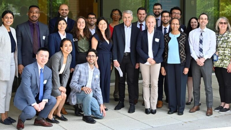 Apply to FDA-AACR Oncology Educational Fellowship by August 1