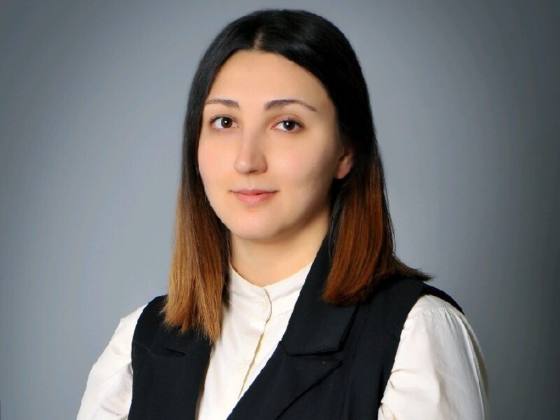 Elia Minasyan: I have been awarded a scholarship for 1-year postgraduate program in Molecular Oncology at CEB