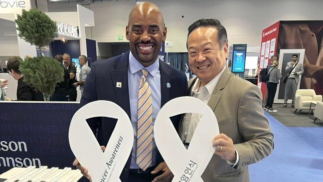 Ed Kim: NFL legend and the White Ribbon Project team are changing the lung cancer story