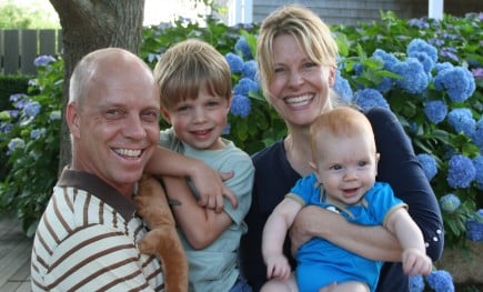 Scott Hamilton with family