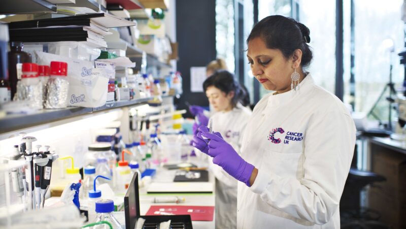 Explore Manchester Cancer Research Centre MB-PhD Opportunities