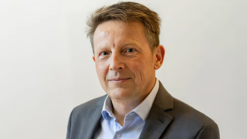 Philippe Guinot will Join Swim4LémanHope Challenge to Support Léman Hope Foundation