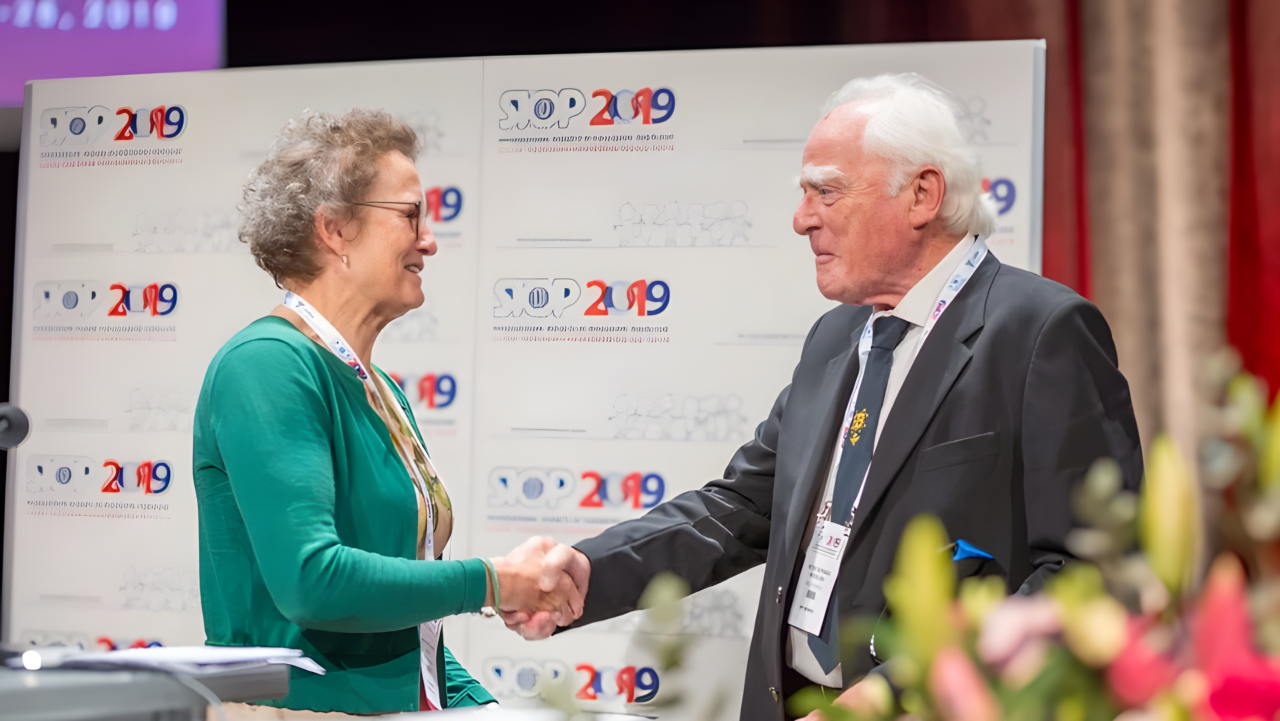 SIOP Honoured Hansjörg Riehm with the 2024 Lifetime Achievement Award