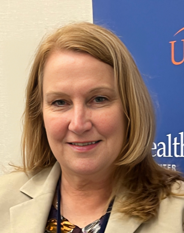 Karen Humphreys won the Advocate of the Year from the Florida Society of Clinical Oncology – UF Health Cancer Center