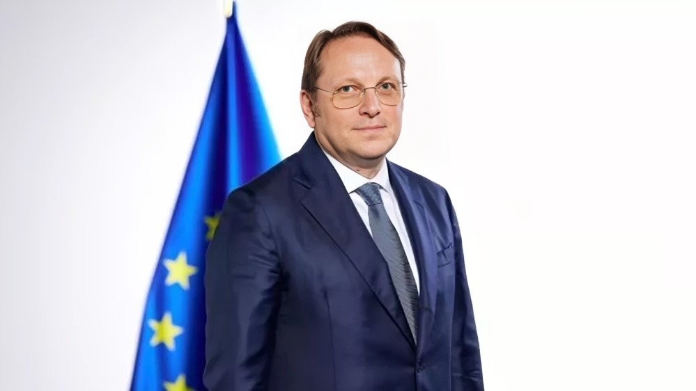 Olivér Várhelyi is the new Commissioner for Health and Animal Welfare for the European Commission