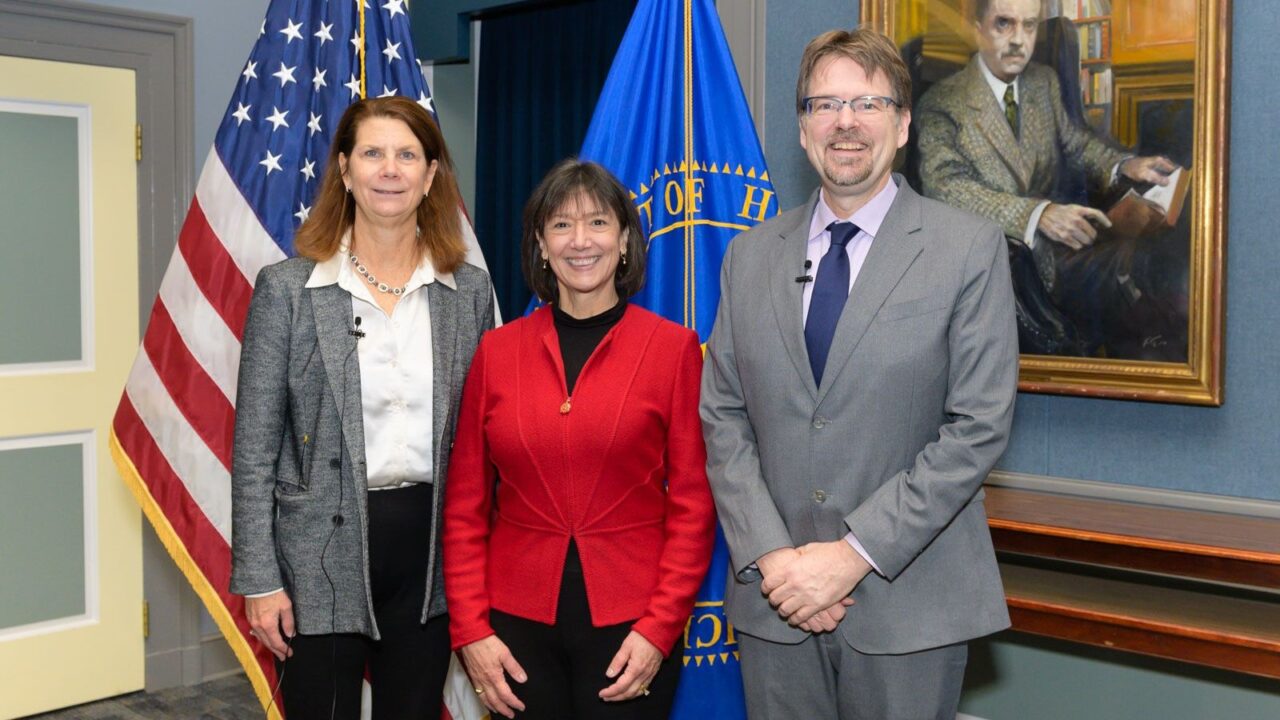 Monica Bertagnolli: Swearing-in ceremony for two NIH center directors