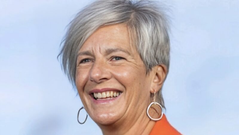 Siobhan Freeney: Be Smart About Being Dense