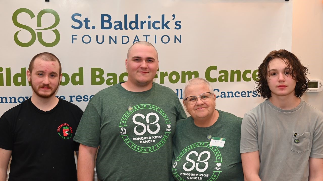 Laura – a proud Knight of the Bald Table in the League of Legendary Heroes – St. Baldrick’s Foundation