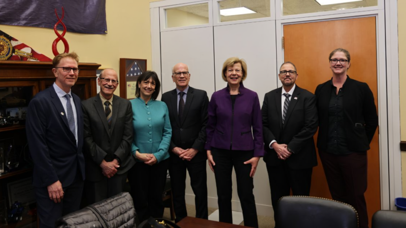 Cures in Crisis: What Gutting NIH Research Means for Americans with Cancer, Alzheimer’s and Other Diseases – AACR