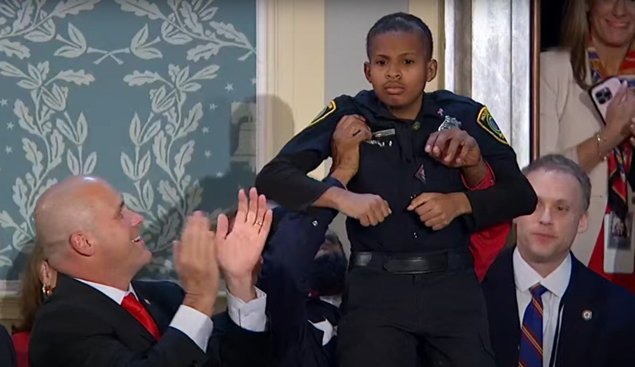 13-year-old Cancer Survivor Sworn in as a Secret Service agent by President Trump – The White House