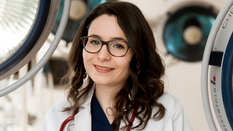 Anamaria Girbovan: Prof. Vincent Favaudon’s Lifetime Achievement Award at ESTRO 2025