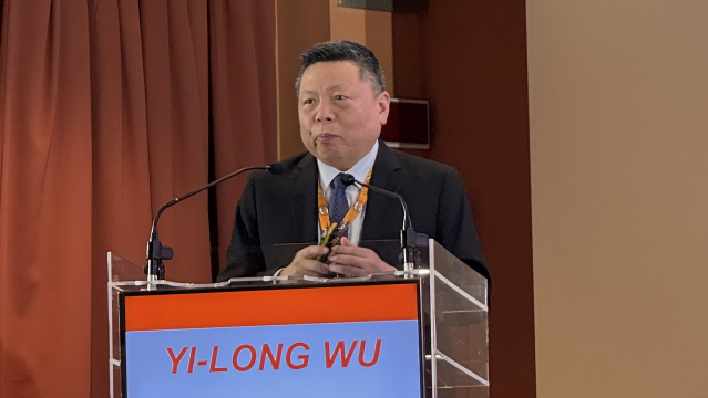 Stephen V Liu: Yilong Wu shows the Potential of PD1/VEGF Bispecifics in driver positive NSCLC at Rome Lung 25