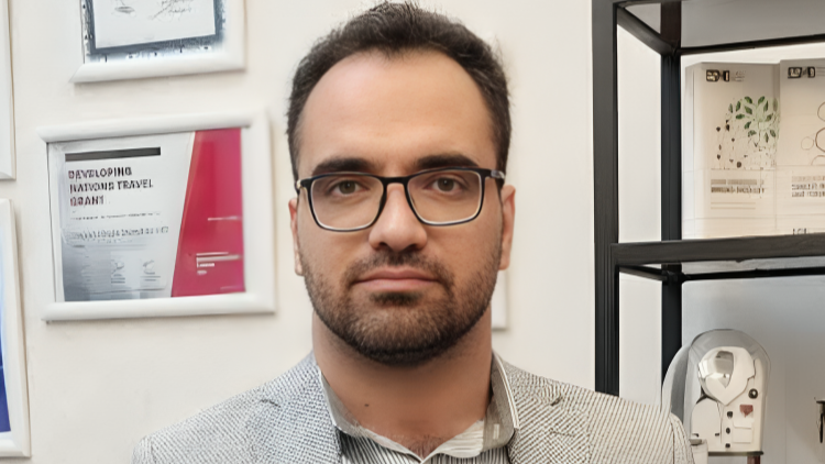 Seyed Alireza Javadinia: MPA-Guided Chemotherapy Strategy in ER+/HER2- BC Presented at ESMO Breast 2025