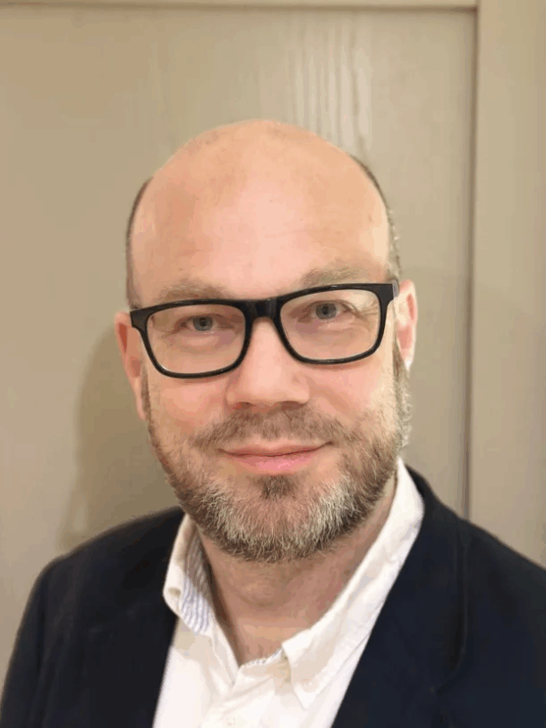 The Stellar Mission Taking On Cellular Plasticity in Bowel Cancer - Cancer Research UK Science and Innovation 3 The Stellar Mission Taking On Cellular Plasticity in Bowel Cancer - Cancer Research UK Science and Innovation