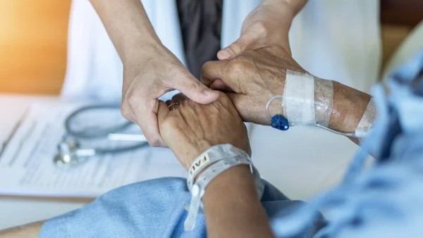 Ryan Nipp Highlights JCO Paper on Palliative Care Intervention During Stem Cell Transplantation