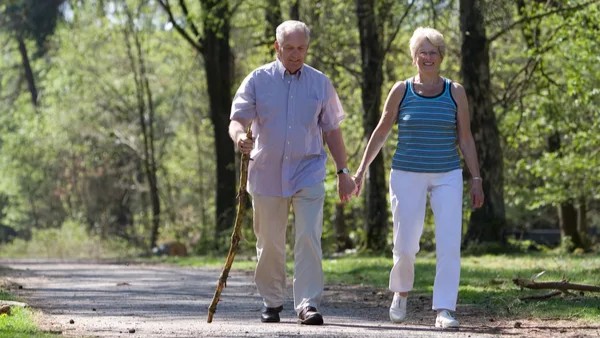 New Study Finds Walking for an Hour a Day Improves Cancer Survival – ALK Positive