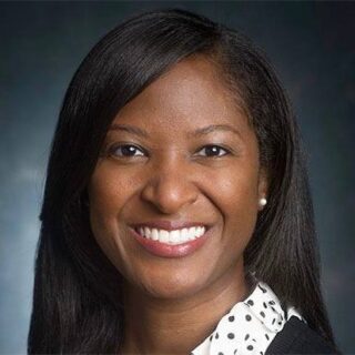 Erica M. Stringer‑Reasor, MD, FASCO
Dr. Stringer‑Reasor is a lung cancer expert with a focus on precision medicine. She integrates genomic profiling into clinical decision-making and advocates for trial access in underrepresented communities.