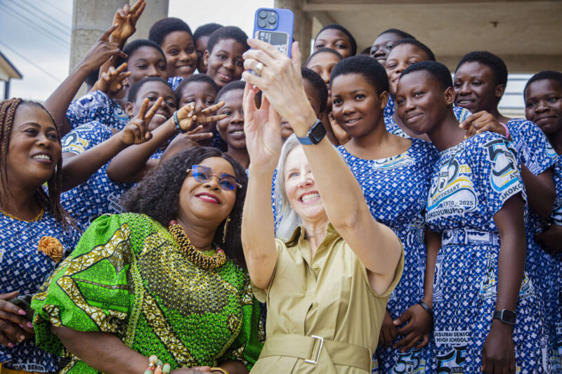 Direct Relief Has Donated Over $100M Worth of Chemotherapies to Hospitals in Underserved Communities - UICC