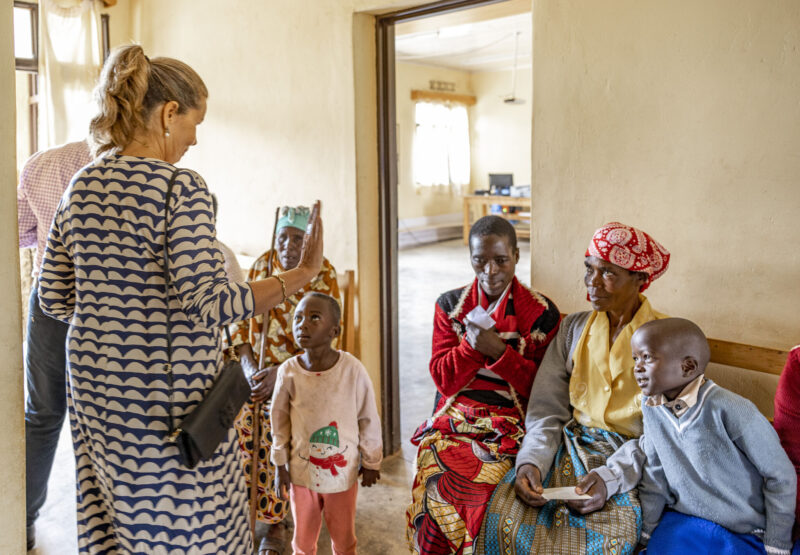 Building a Healthier Future for Women Also Means Building a Healthier Future for the Next Generation - Elekta Foundation
