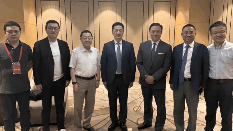 Stephen V Liu: Opening Plenary at Shanghai Medical Doctor Association Meeting