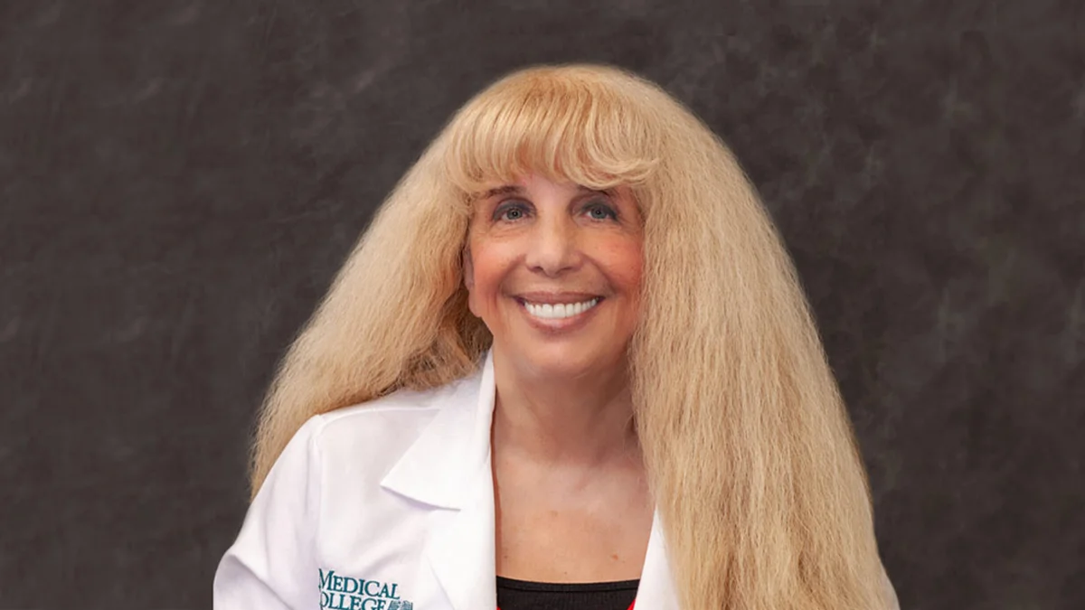 Razelle Kurzrock: Pleasure to Work with Don Dizon and Team on Ca: A Cancer Journal for Clinicians