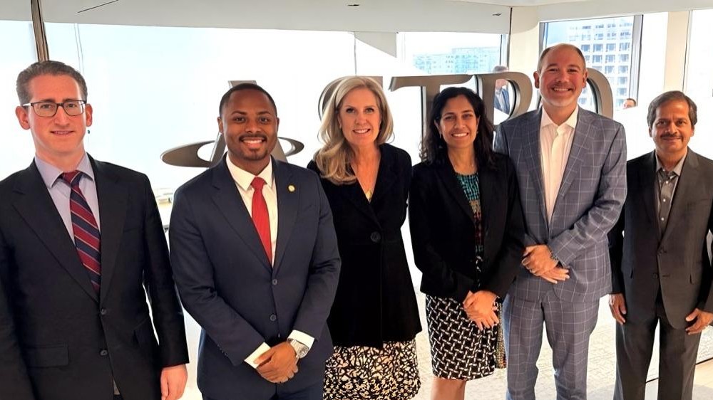 Welcoming the New Board Members to the Office – ASTRO