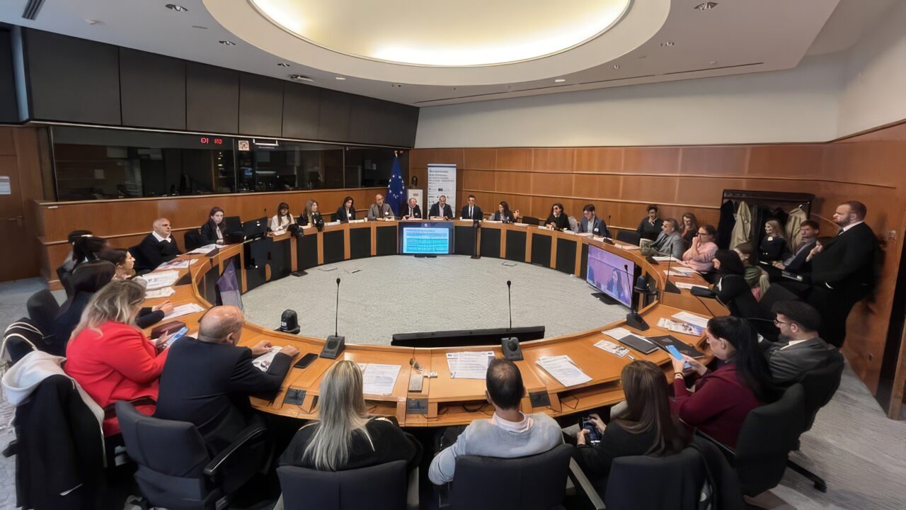 Robbe Saesen: Presenting eCAN Joint Action Achievements at TRANSITION Final Event