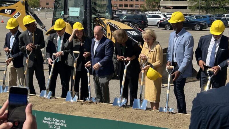 Groundbreaking of the New Health Sciences Research Building – Karmanos Cancer Institute