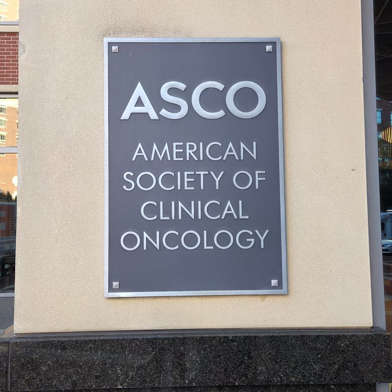 Stacey Tinianov: My First Trip to American Society of Clinical Oncology 2 Stacey Tinianov