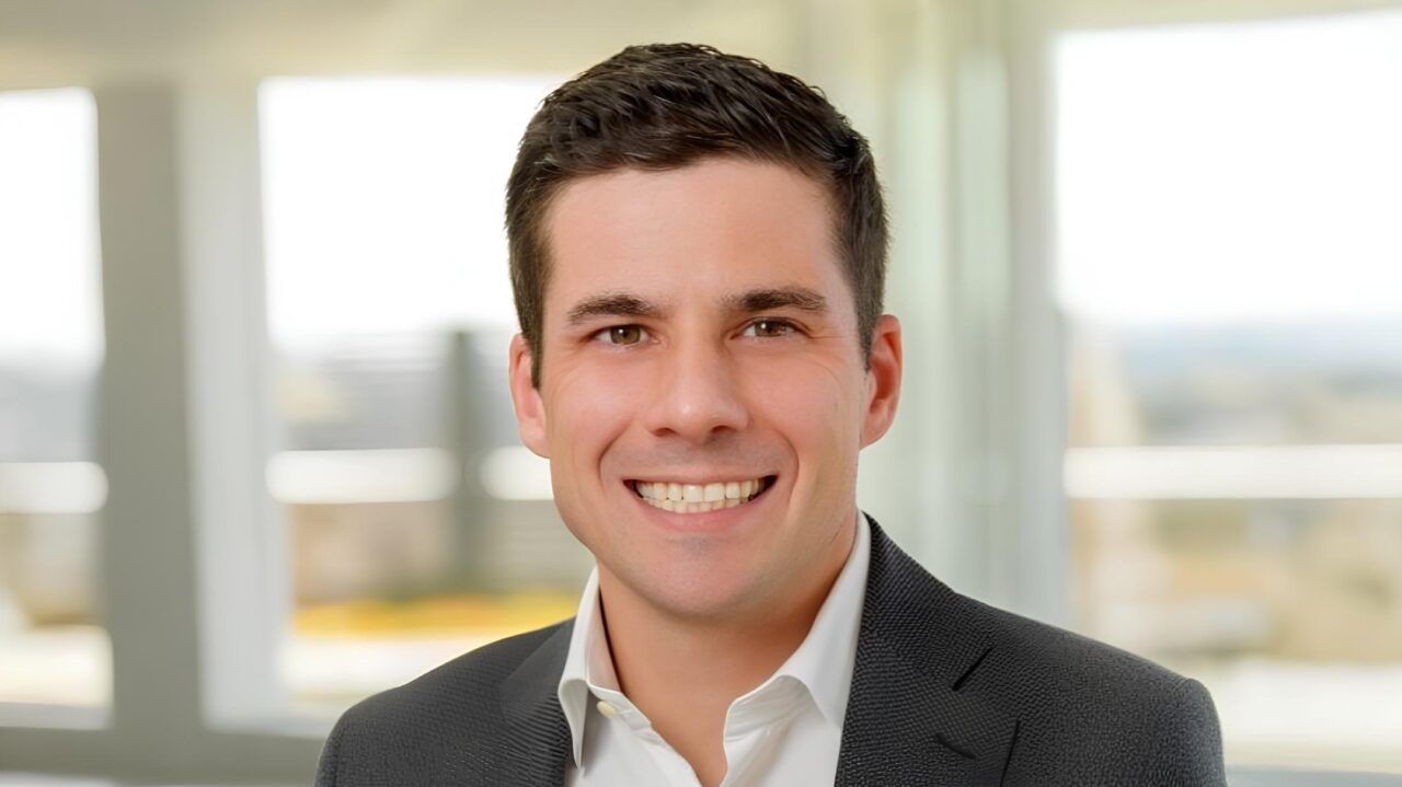 Chris Scotto DiVetta: Using AI to Predict and Prevent QNS Lab Results in Precision Oncology