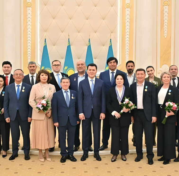 First Vice Chancellor of KazNMU Dilyara Kaidarova Became a Knight of the Order of Parasat 2  KazNMU
