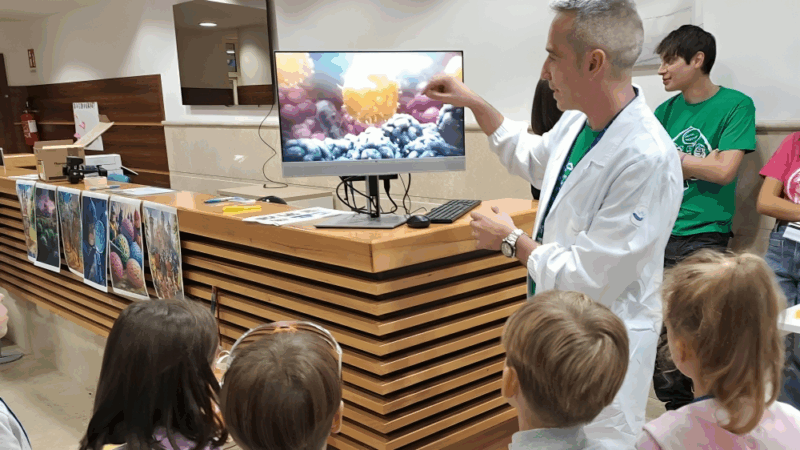 Enrico Velardi: “Galactic Guide to the Immune System” at Researchers’ Night