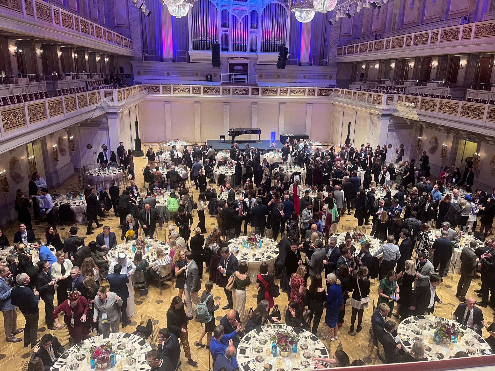 Giuseppe Curigliano: A Night to Remember at the ESMO2025 Presidential Dinner 2 ESMO2025